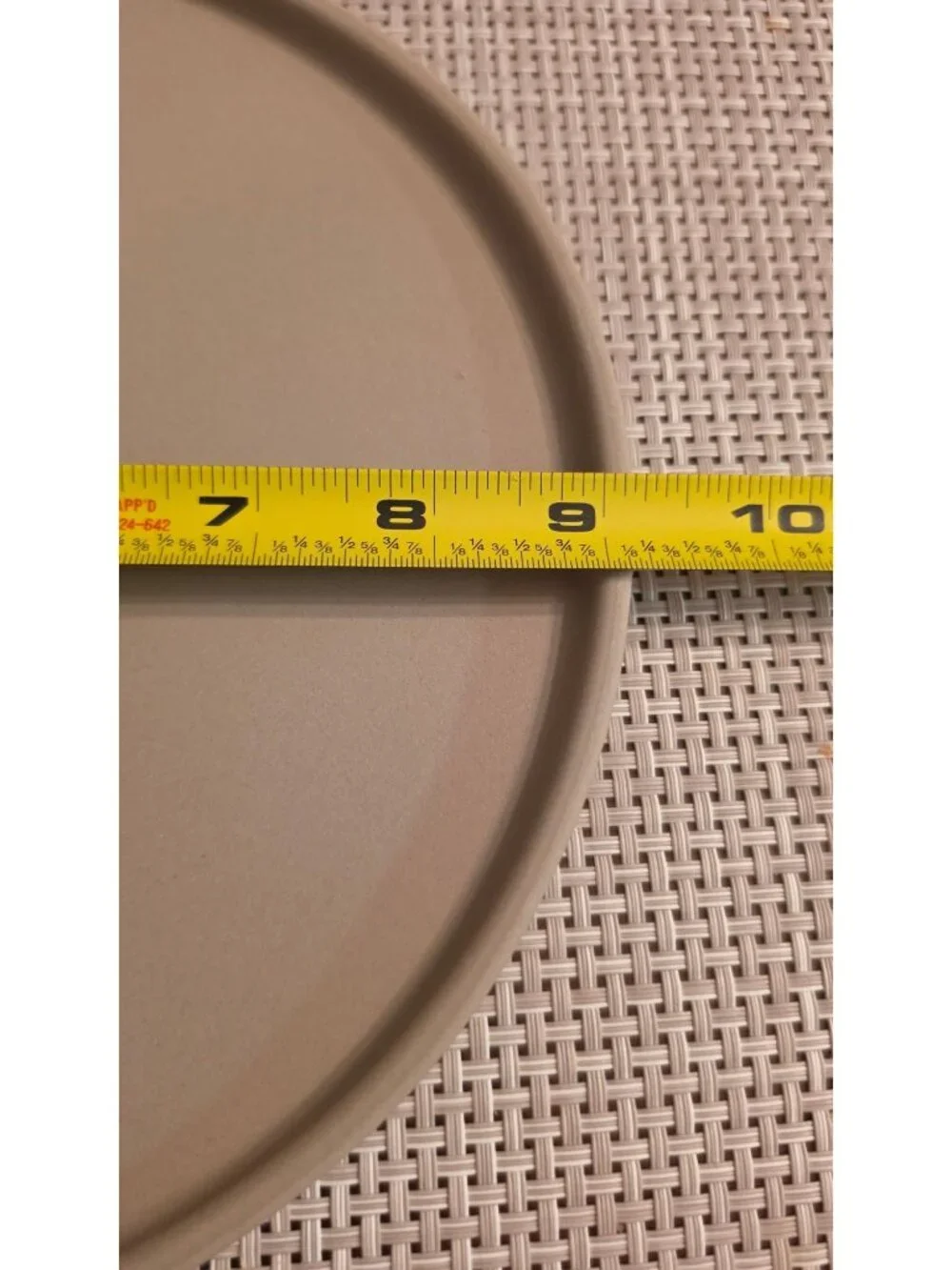 NEW! PAMPERED CHEF PERSONAL SIZE ROUND BAKING STONE MADE IN USA! 1387 1162